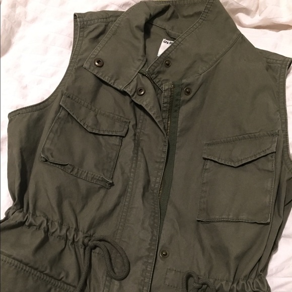 Olive vest - Picture 3 of 5